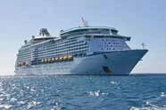 Crucero navegando en mar abierto